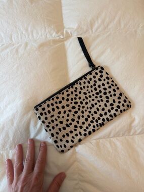 Leopard Print Wristlet Pouch - Black & Cream